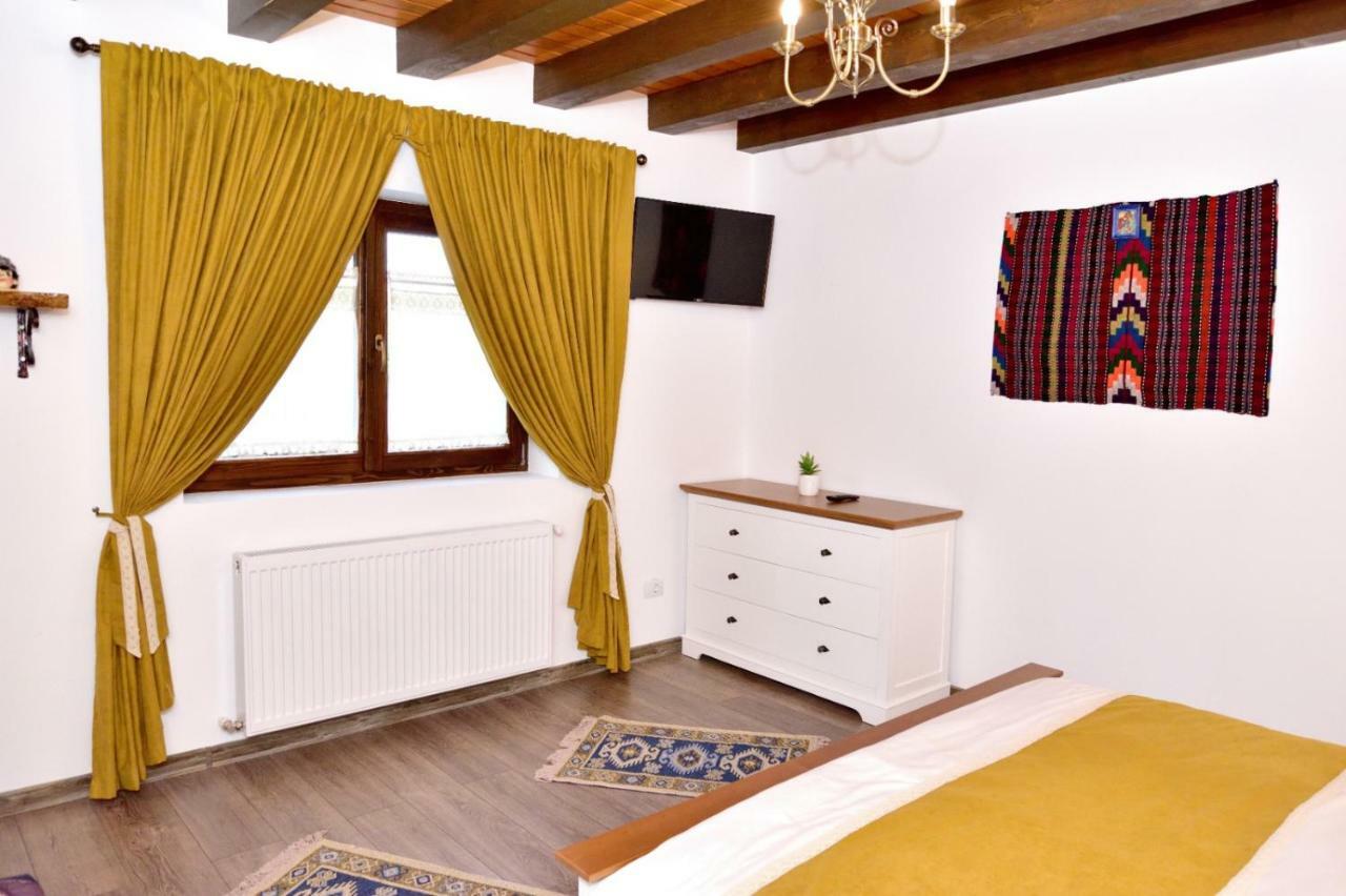 Casuta De Poveste Targu Neamt Extérieur photo